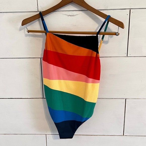 Billabong X Sincerely Jules Mas Fiesta One
Piece Swimsuit. Size Small. N… - Picture 5 of 15